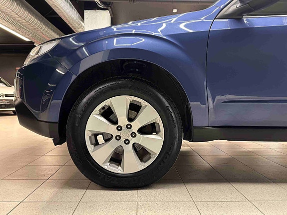 Subaru Forester 3 of 30