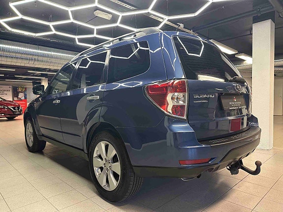 Subaru Forester 5 of 30