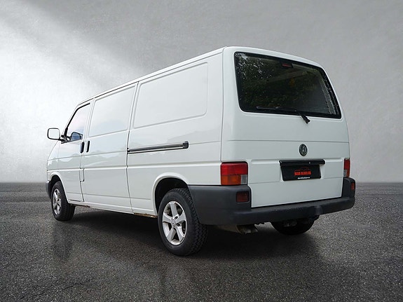 Volkswagen Transporter 6 of 30