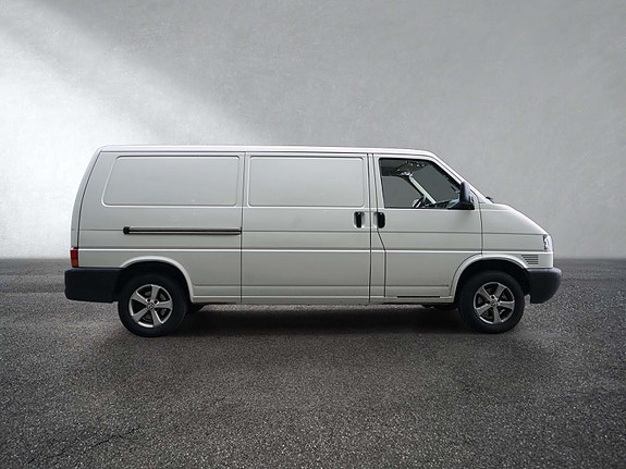 Volkswagen Transporter 9 of 30