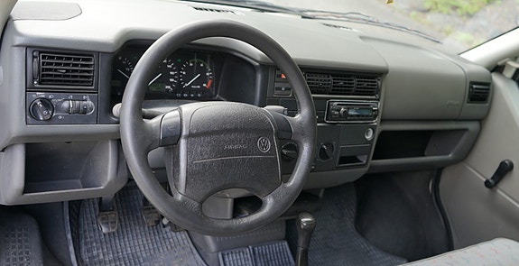 Volkswagen Transporter 17 of 30
