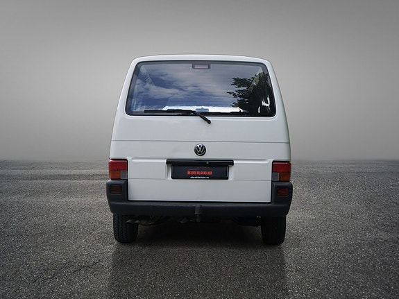 Volkswagen Transporter 7 of 30