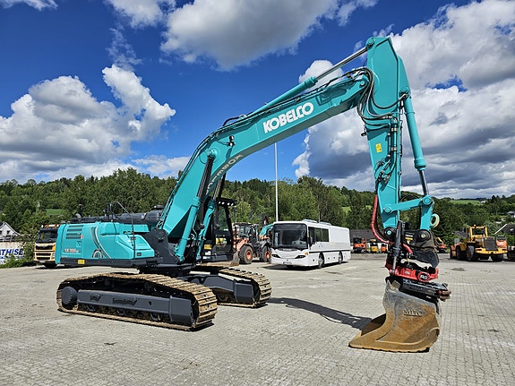 Kobelco SK 300 LC-11, Steg 5 Motor 6 of 30