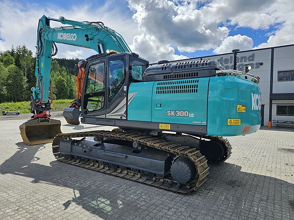 Kobelco SK 300 LC-11, Steg 5 Motor 15 of 30