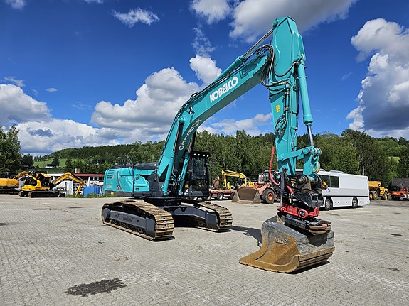 Kobelco SK 300 LC-11, Steg 5 Motor 5 of 5