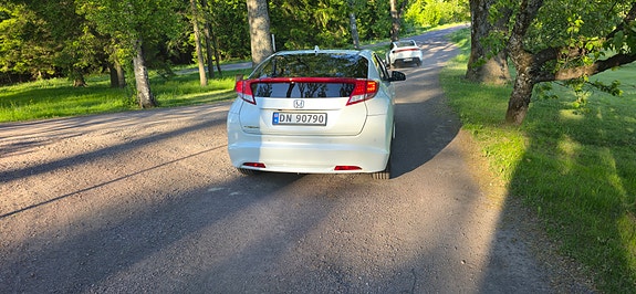 Honda Civic 2 of 5