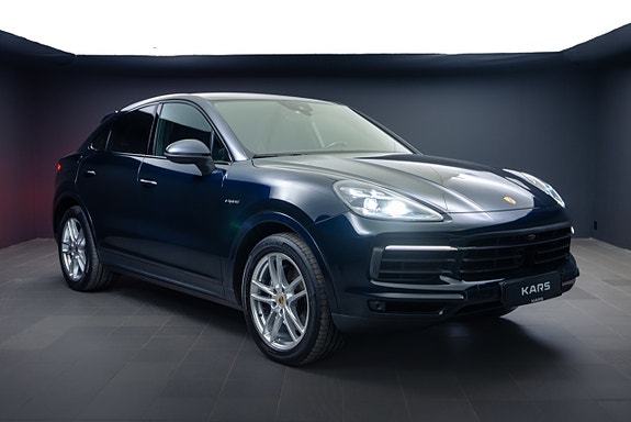 Porsche Cayenne Coupe 3 of 5