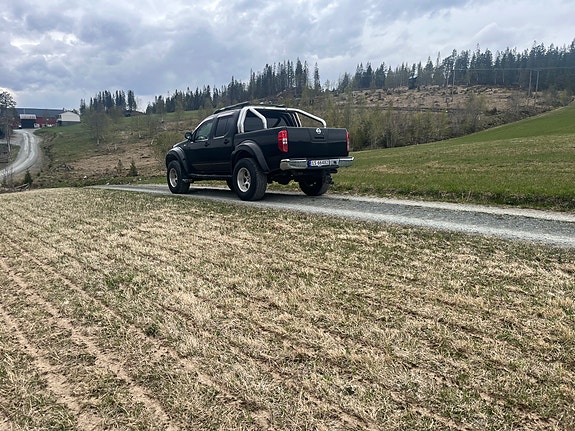 Nissan Navara 3 of 5