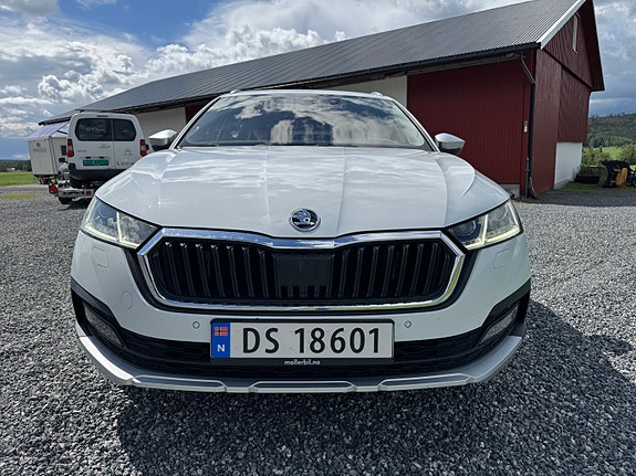 Skoda Octavia Scout 15 of 26
