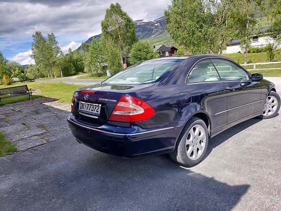 Mercedes-Benz CLK200 6 of 13