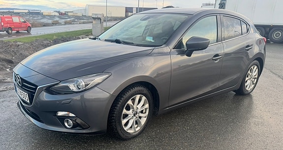 Mazda 3 2 of 11