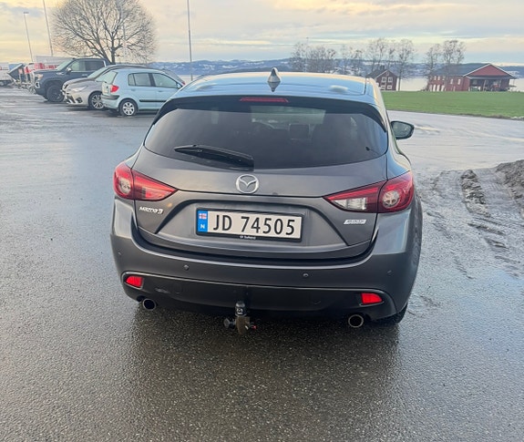 Mazda 3 5 of 11