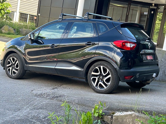 Renault Captur 10 of 24