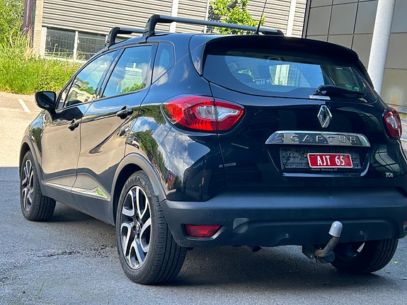 Renault Captur 9 of 24