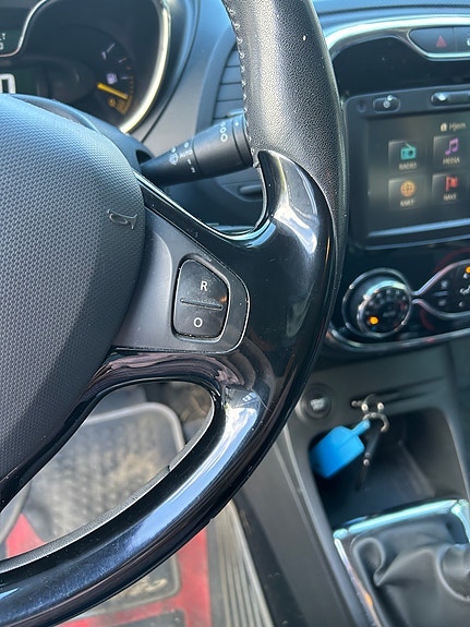 Renault Captur 22 of 24