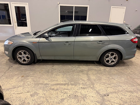 Ford Mondeo 3 of 5