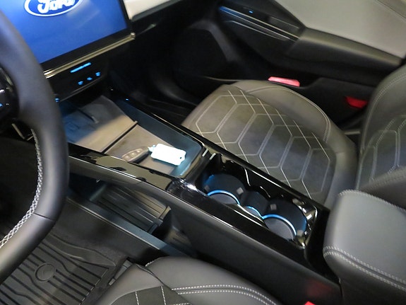 Ford Puma 25 of 29