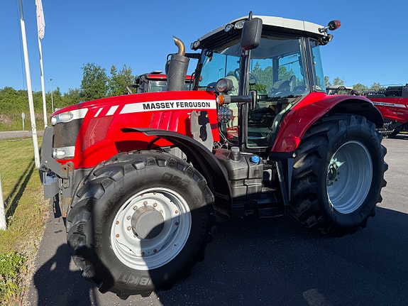 Massey Ferguson 7718 Dyna VT 4 of 15