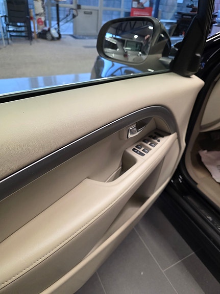 Volvo V70 14 of 20