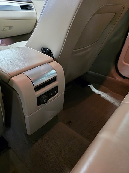 Volvo V70 7 of 20