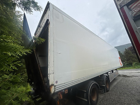 Ekeri C2.A skapsemi - Hel sideåpning - Zepro Løftelem 2000 kg - Nyttelast 28700 kg - Leveringsklar 5 of 5