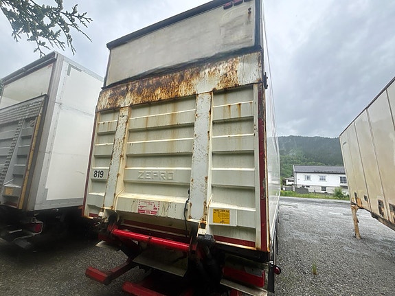 Ekeri C2.A skapsemi - Hel sideåpning - Zepro Løftelem 2000 kg - Nyttelast 28700 kg - Leveringsklar 5 of 5