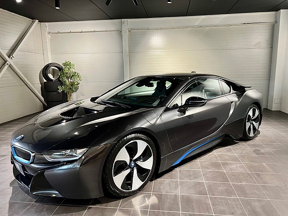 BMW i8 9 of 30