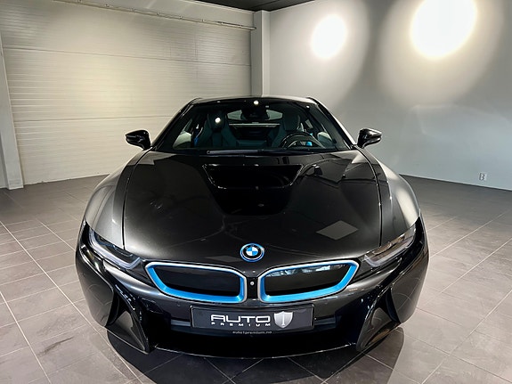 BMW i8 11 of 30