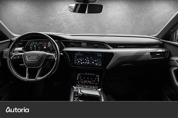 Audi e-tron Sportback 17 of 30