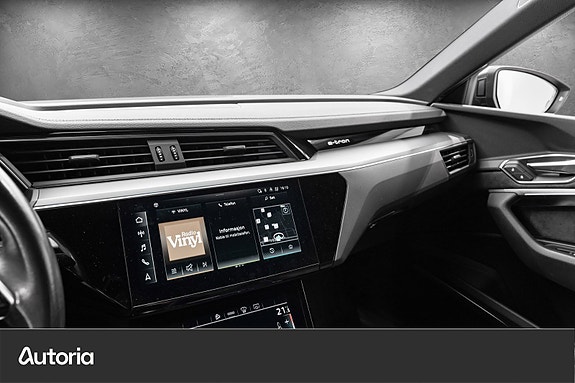 Audi e-tron Sportback 14 of 30