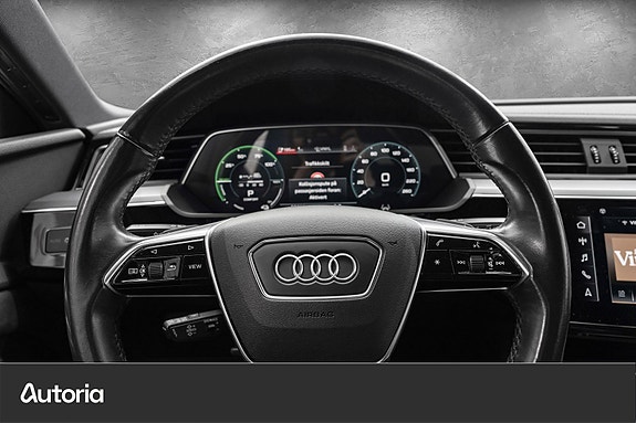 Audi e-tron Sportback 19 of 30