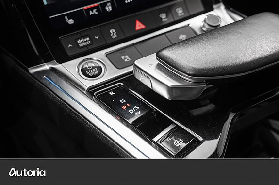 Audi e-tron Sportback 15 of 30