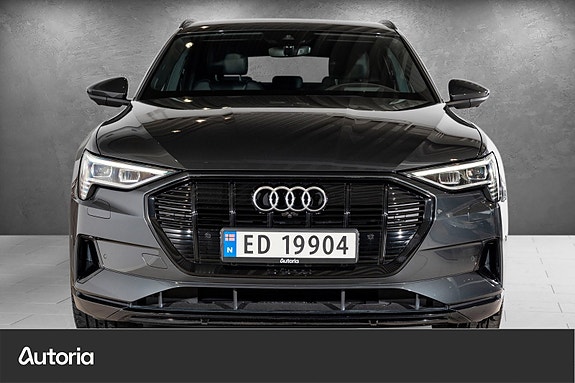 Audi e-tron Sportback 3 of 30