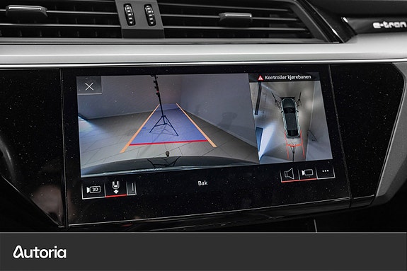 Audi e-tron Sportback 22 of 30
