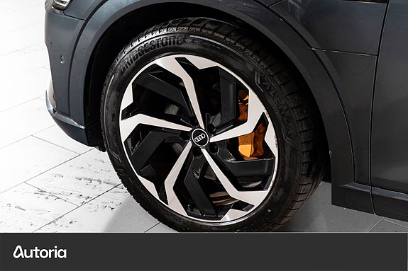 Audi e-tron Sportback 9 of 30