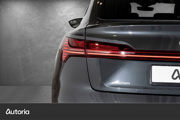 Audi e-tron Sportback 8 of 30