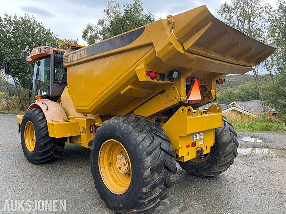 Hydrema 912 D Dumper med 180 graders sving på kassen 5 of 5