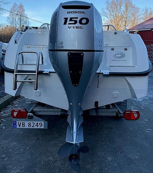 AMT 200 DC med Honda BF 150 HK. 2016 Modell. 5 of 13