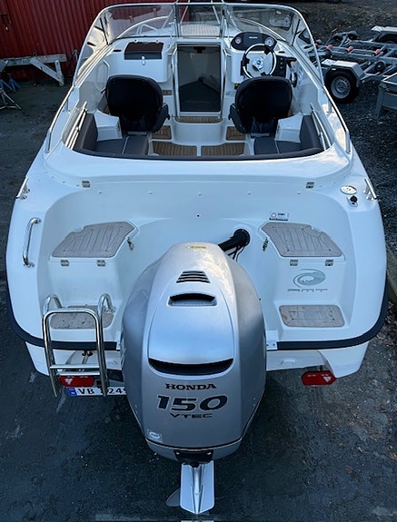 AMT 200 DC med Honda BF 150 HK. 2016 Modell. 10 of 13