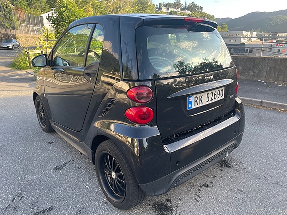 Smart Fortwo 3 of 5