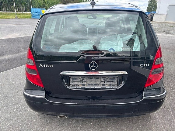 Mercedes-Benz A-Klasse 3 of 5