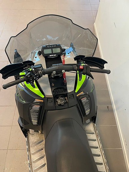 Arctic-cat Norseman X 8000 5 of 5