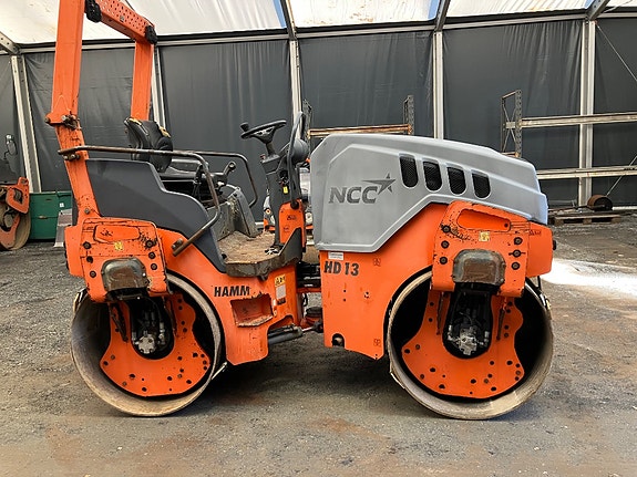 Hamm HD13 2 of 5