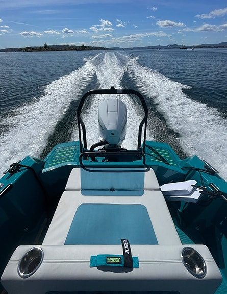 Axopar  Spyder Revolve 22 4 of 5