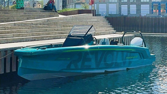 Axopar  Spyder Revolve 22 5 of 5