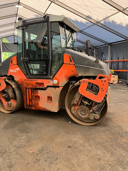 Hamm DV70 3 of 5