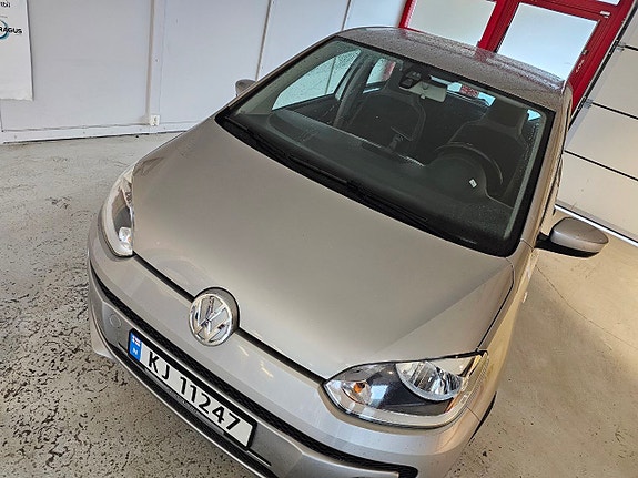 Volkswagen UP! 5 of 30