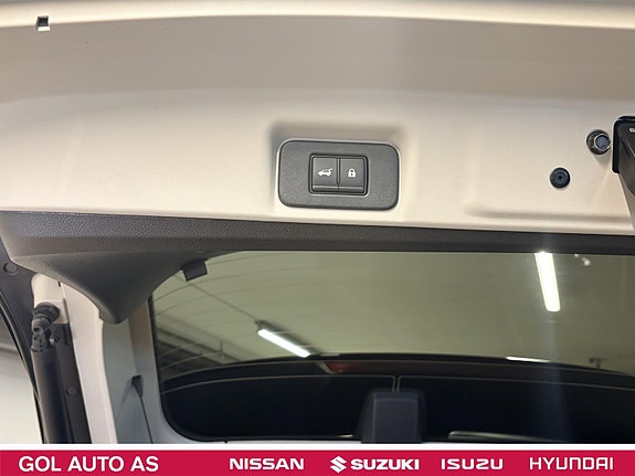 Nissan Ariya 17 of 30