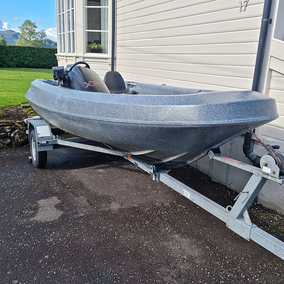 River 420XR med 20hk Yamaha 3 of 5
