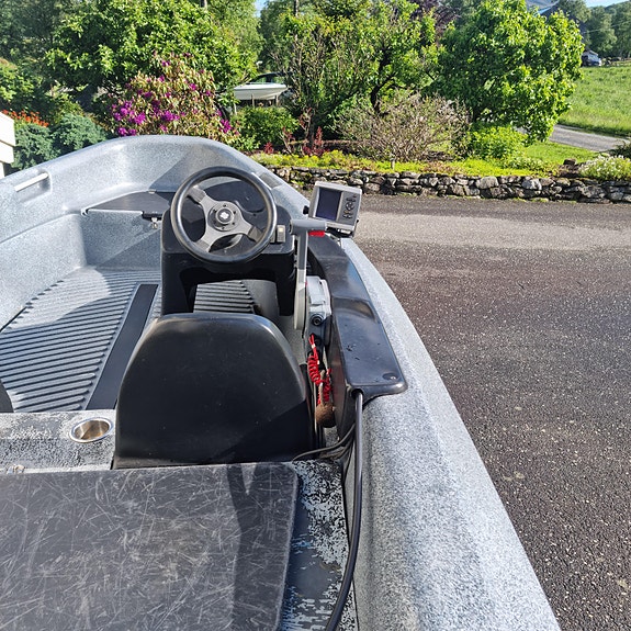 River 420XR med 20hk Yamaha 2 of 5